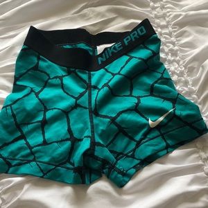 Nike pro short